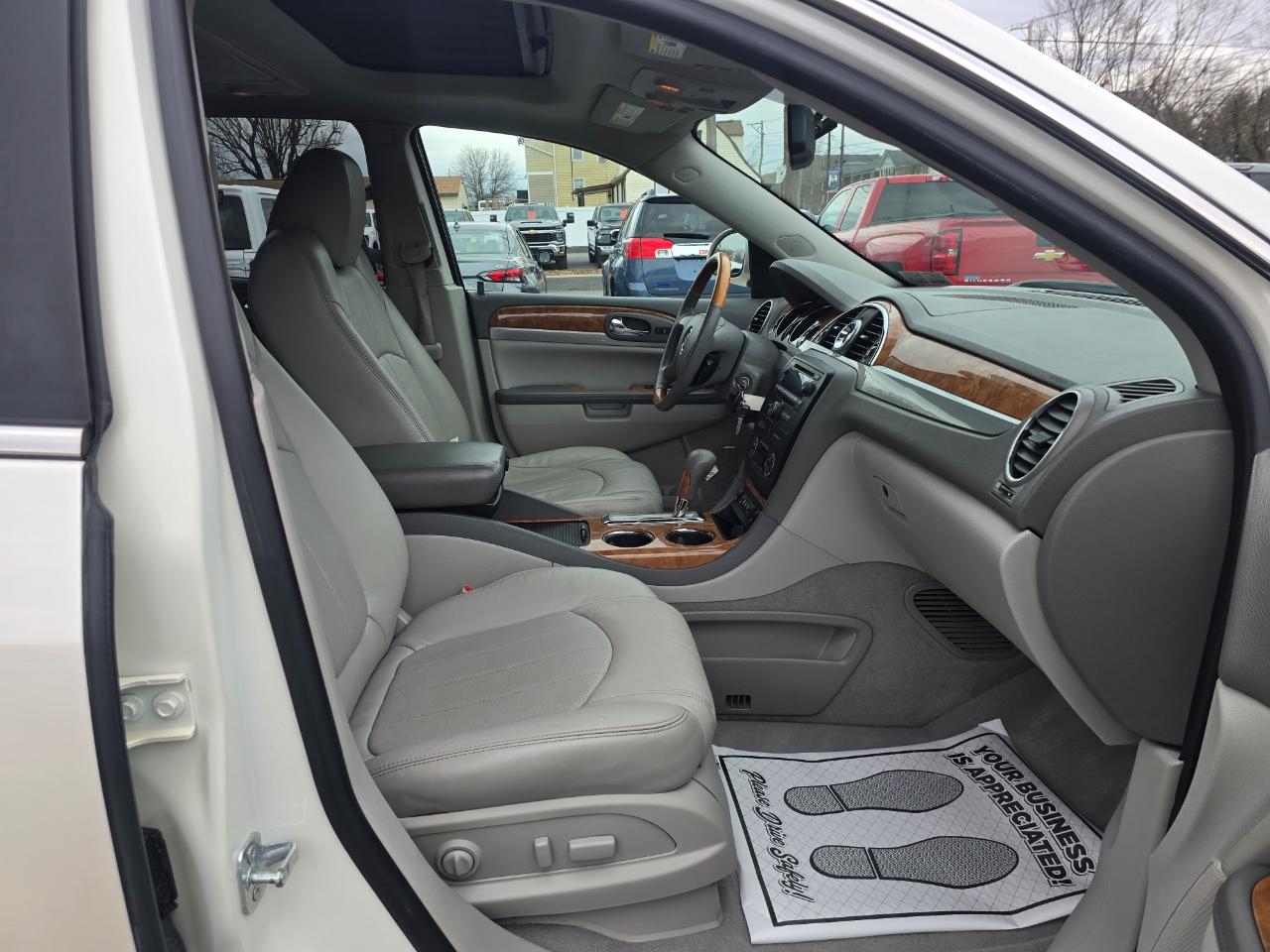 Buick Enclave AWD 4dr Premium 2012