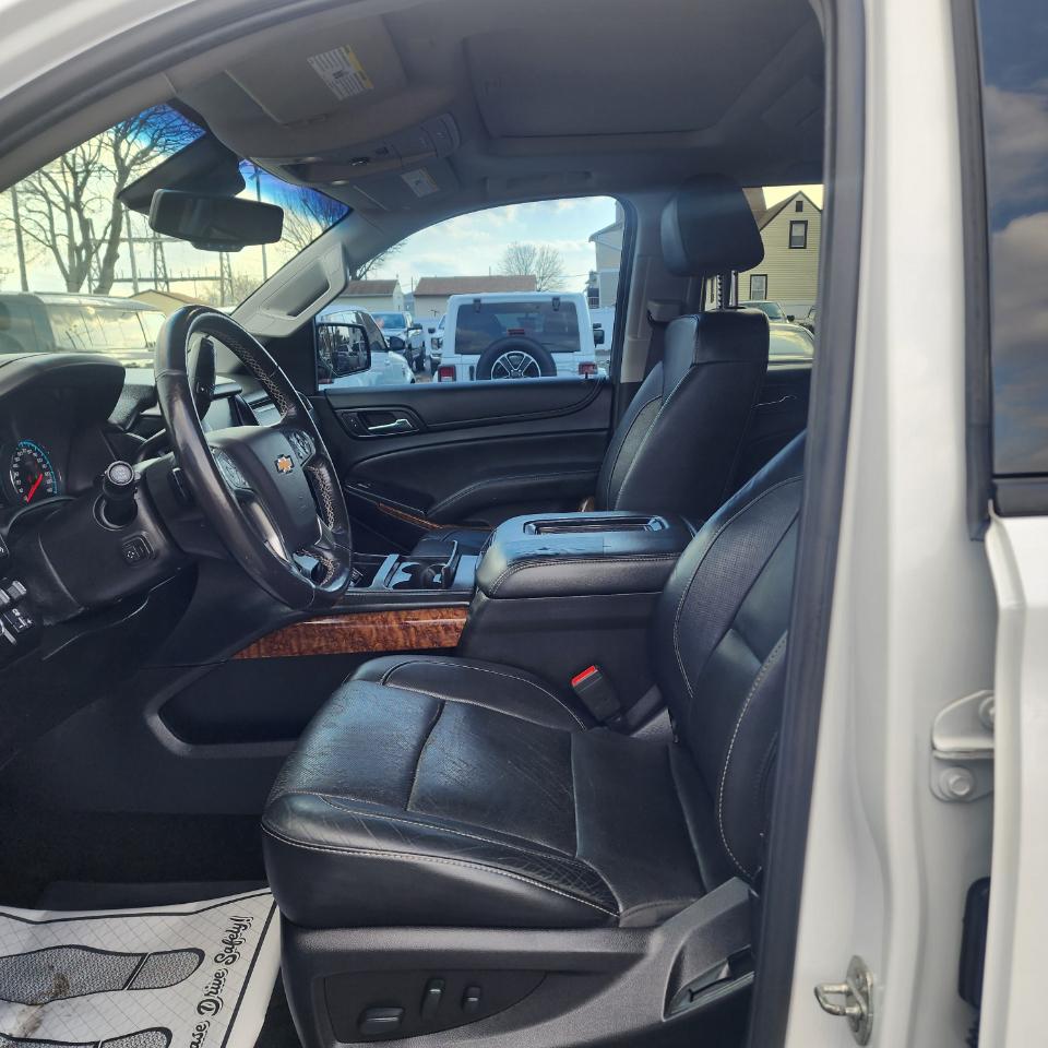 Chevrolet Tahoe 4WD 4dr Premier 2018