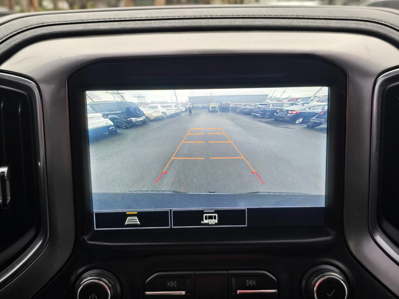 Chevrolet Silverado 1500  2021