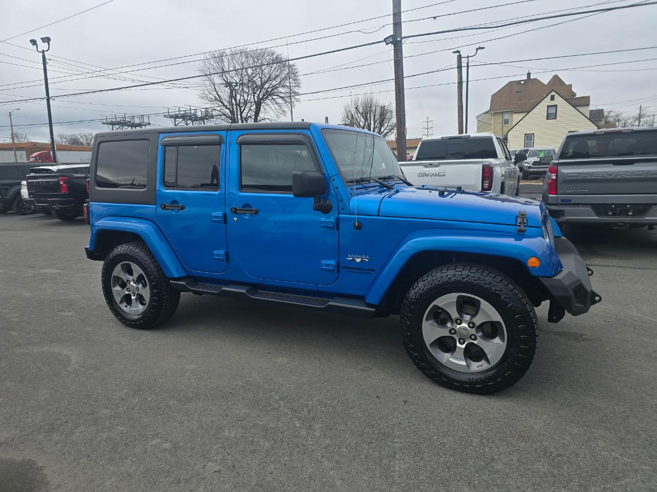 Jeep Wrangler Unlimited 4WD 4dr Sahara 2016