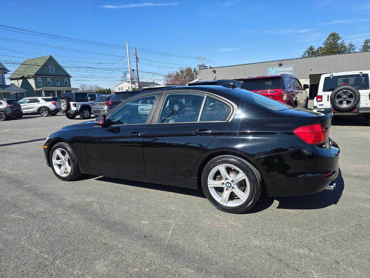 BMW 3 Series 4dr Sdn 328i xDrive AWD 2014