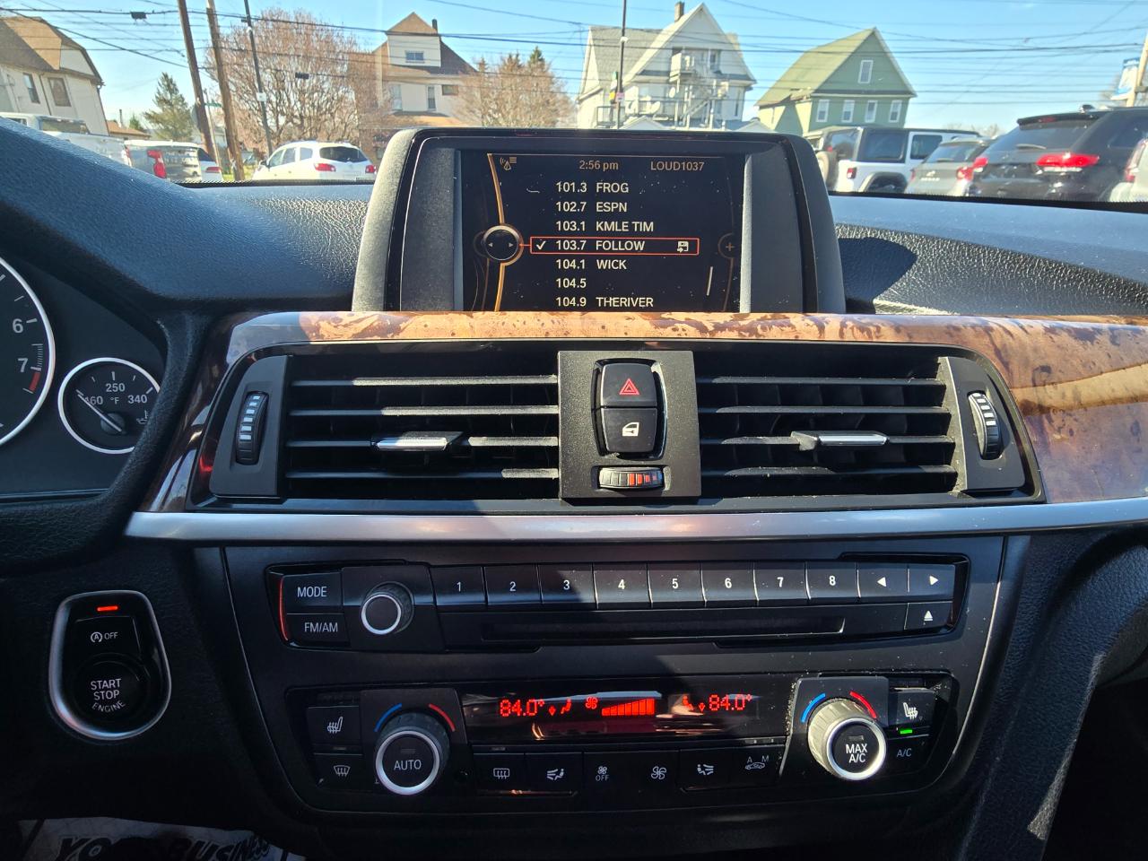 BMW 3 Series 4dr Sdn 328i xDrive AWD 2014