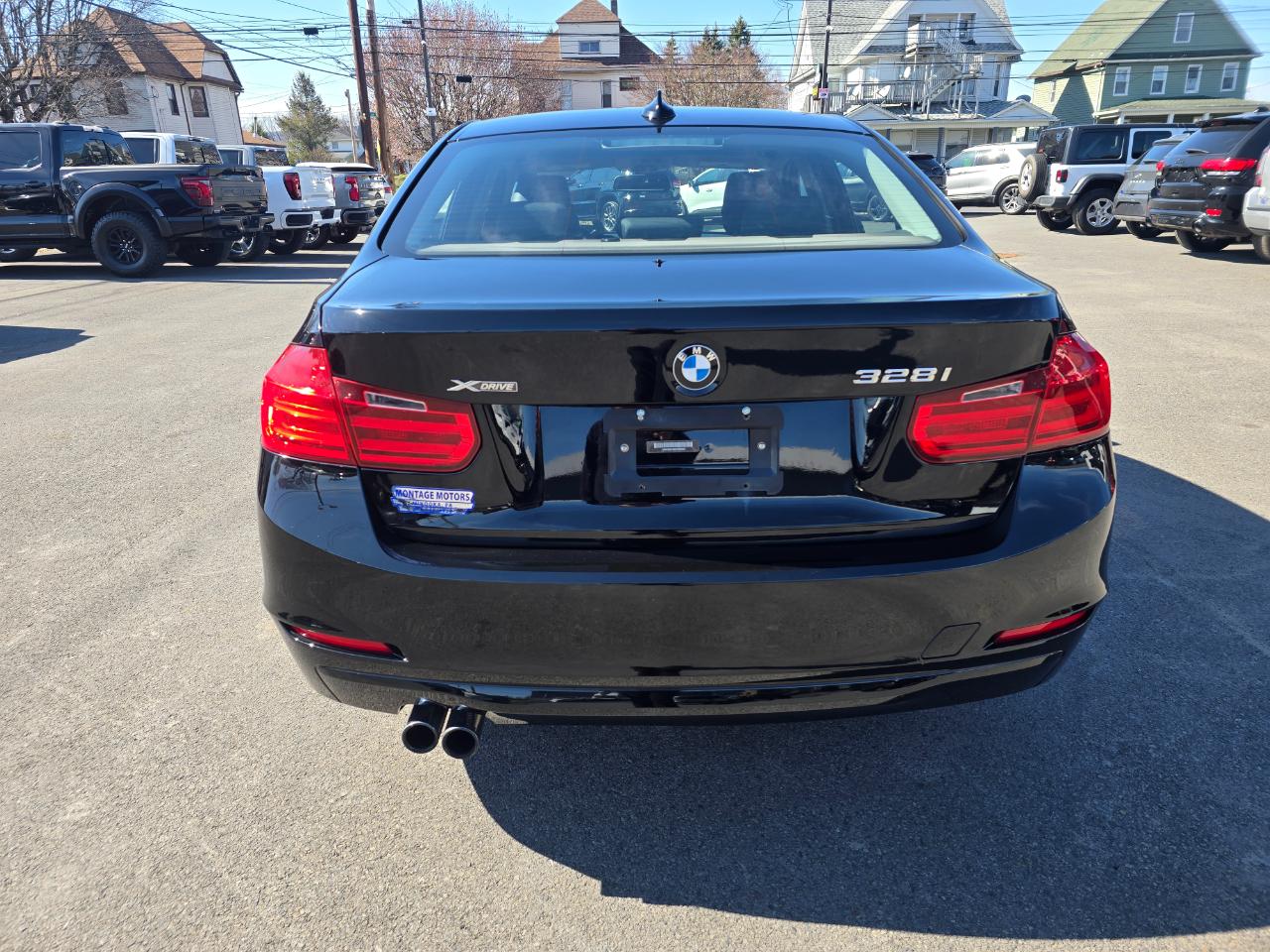 BMW 3 Series 4dr Sdn 328i xDrive AWD 2014