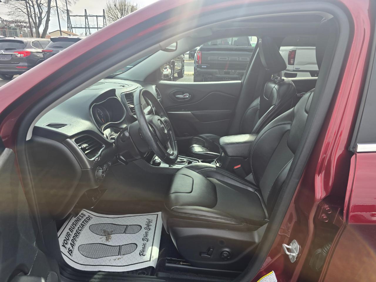 Jeep Cherokee Latitude Plus 4x4 2019