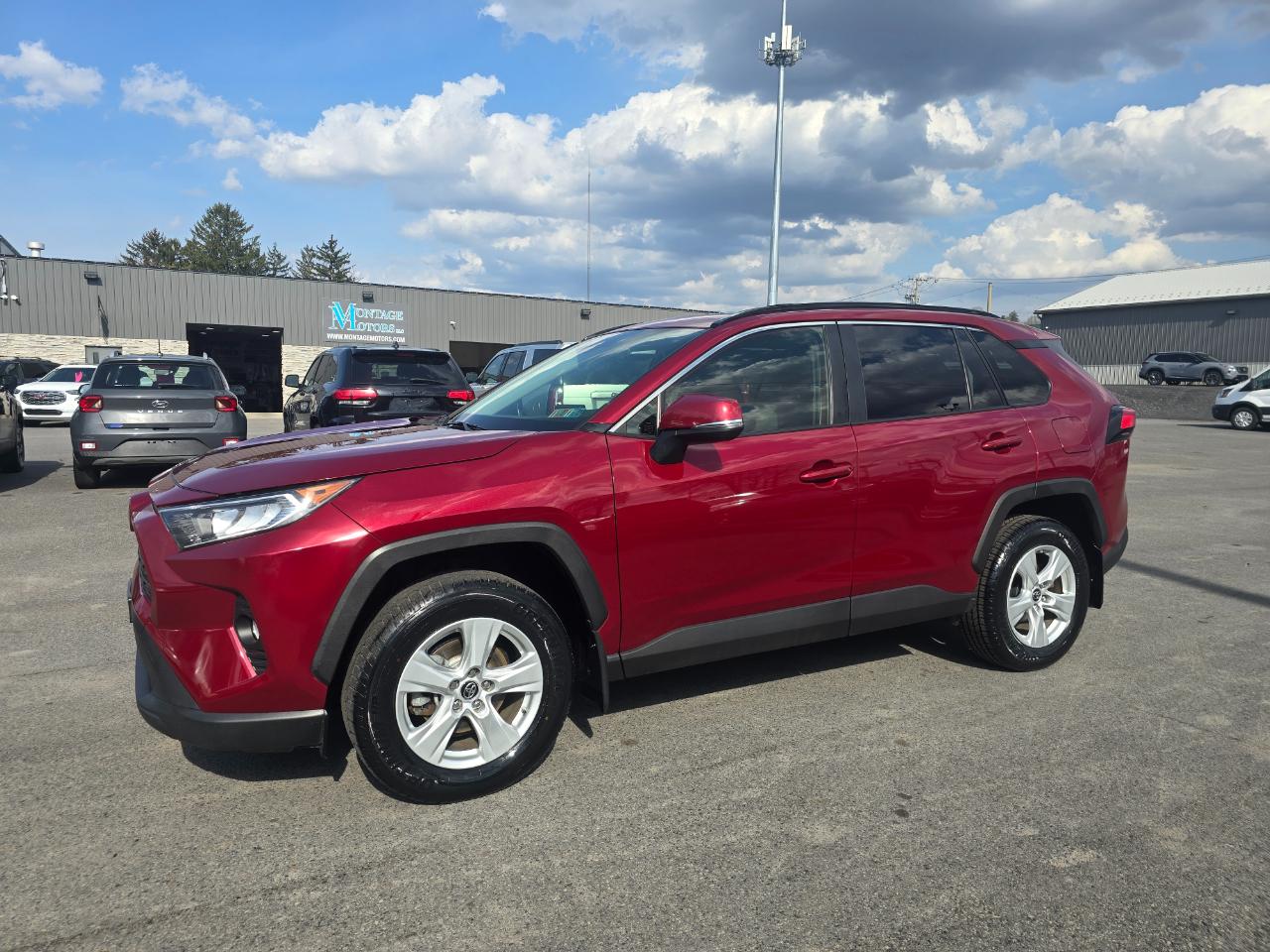Toyota RAV4 XLE AWD 2019