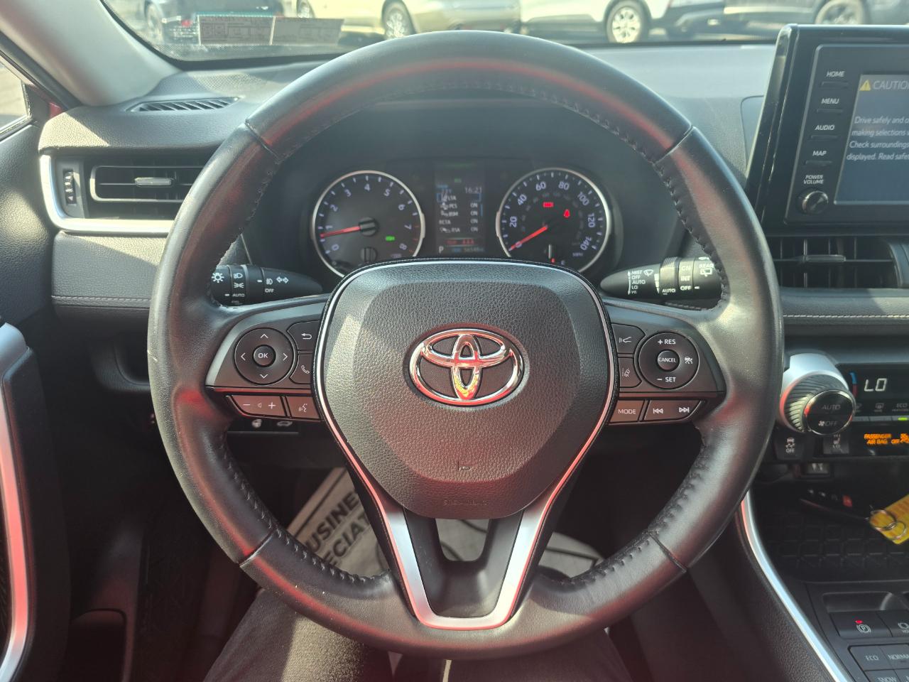 Toyota RAV4 XLE AWD 2019