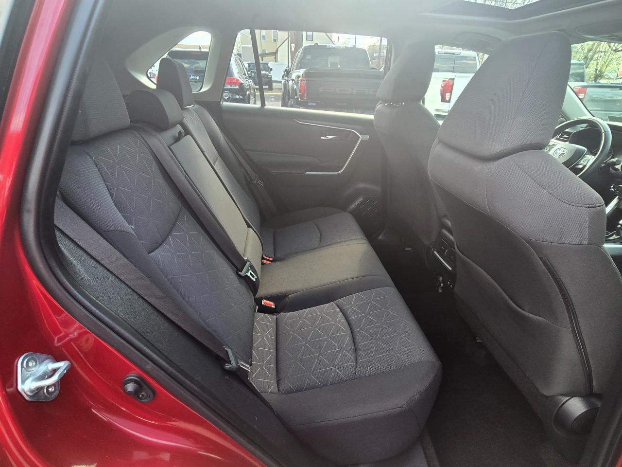 Toyota RAV4 XLE AWD 2019