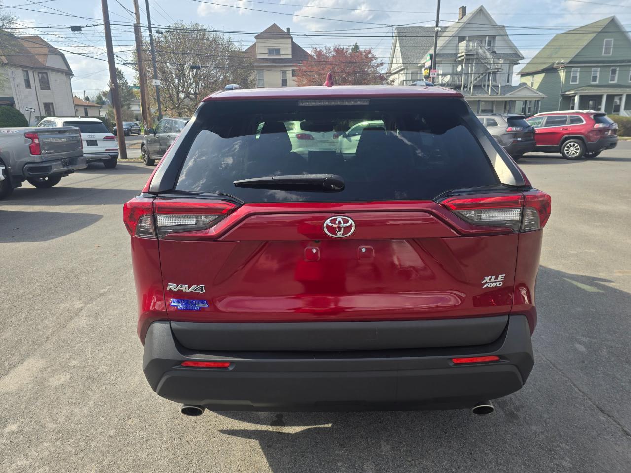 Toyota RAV4 XLE AWD 2019