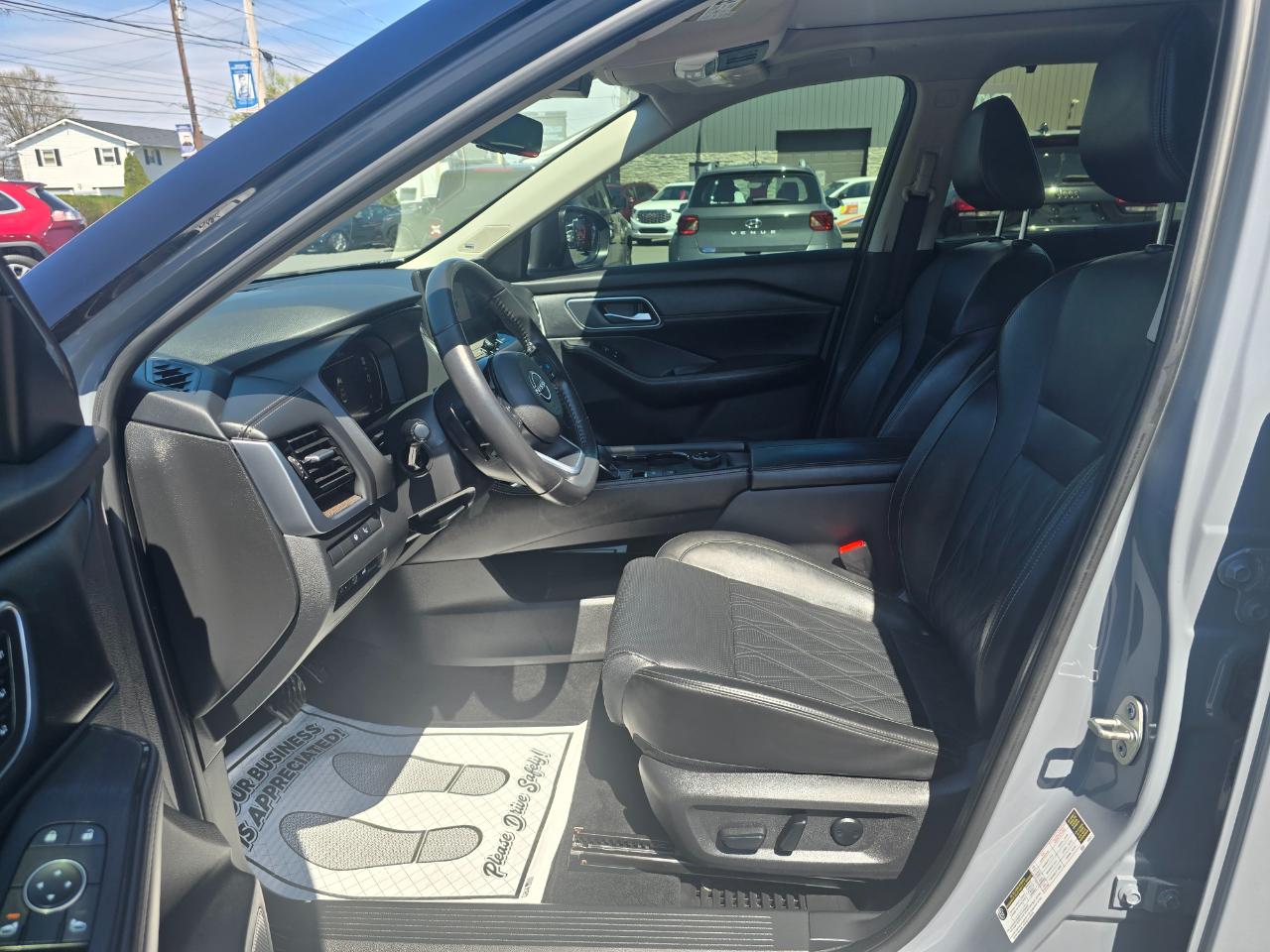 Nissan Rogue AWD Platinum 2024