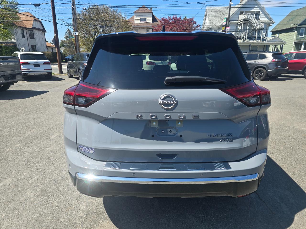 Nissan Rogue AWD Platinum 2024