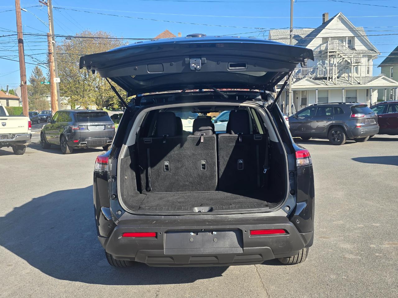 Nissan Pathfinder SV 4WD 2022