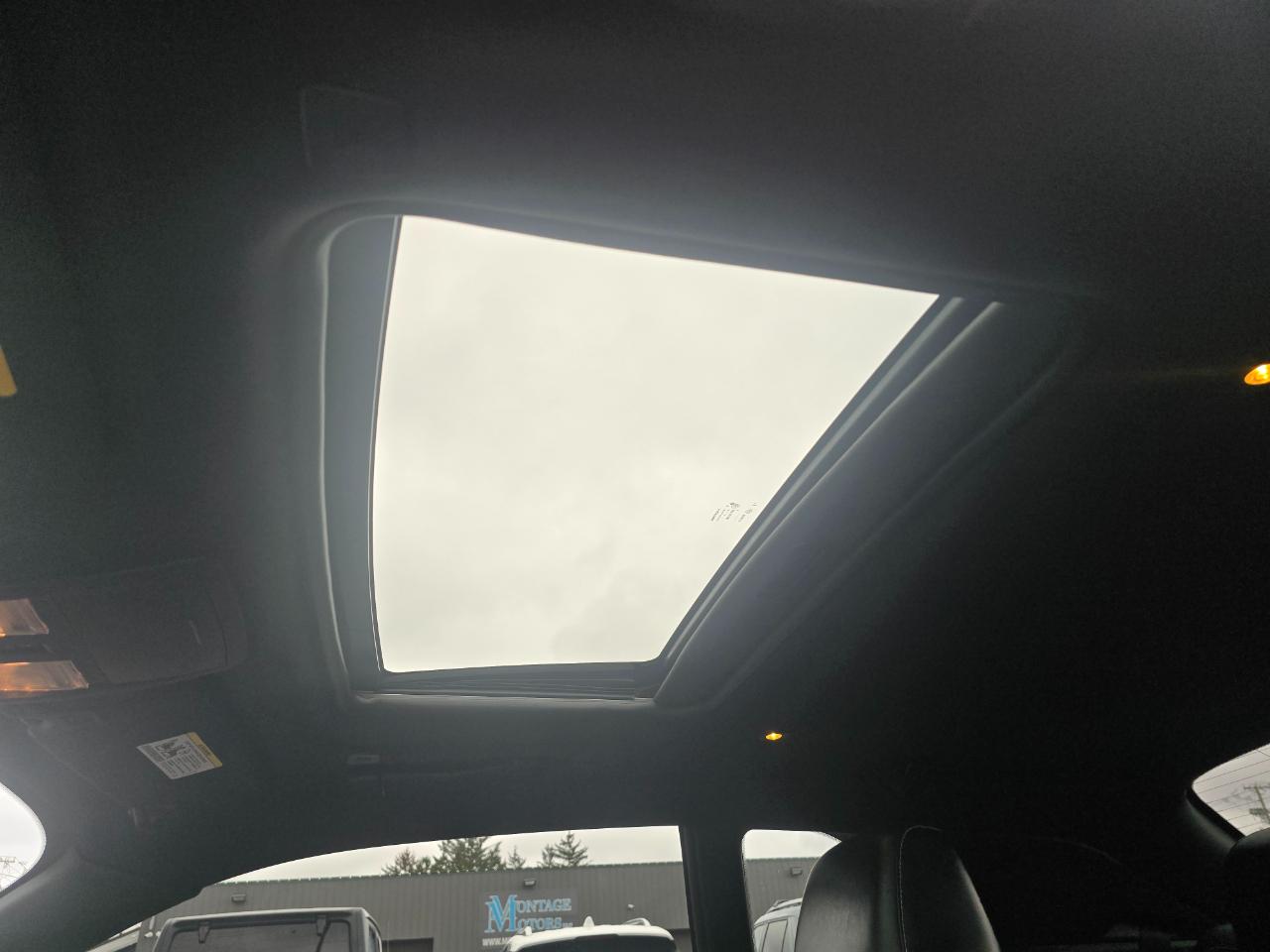 Dodge Challenger SRT Hellcat Coupe 2017