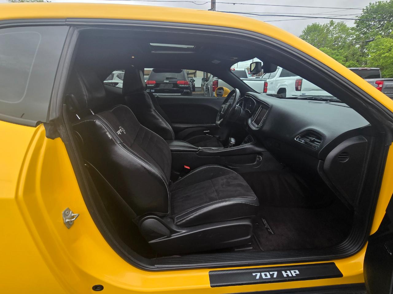 Dodge Challenger SRT Hellcat Coupe 2017