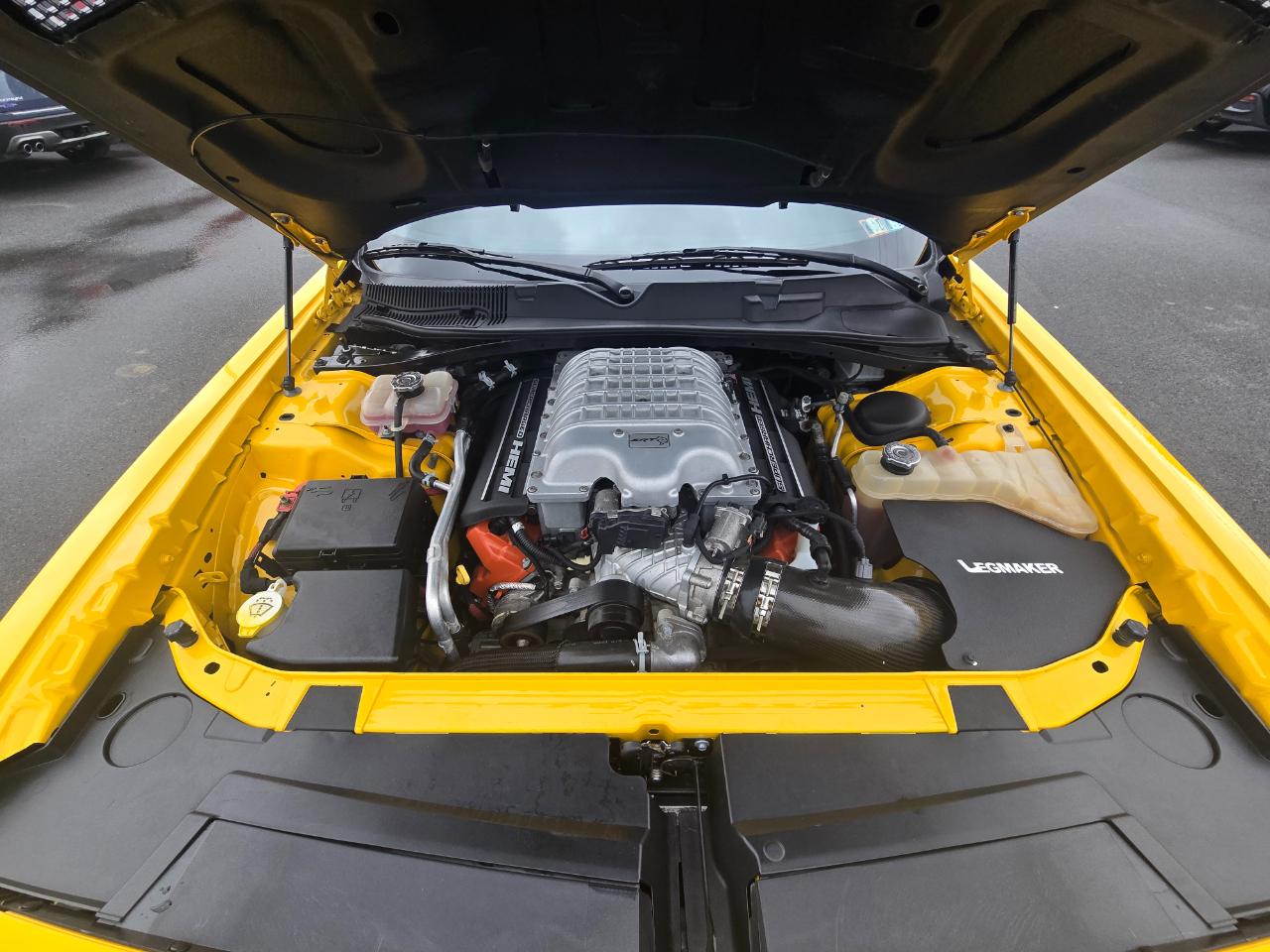 Dodge Challenger SRT Hellcat Coupe 2017