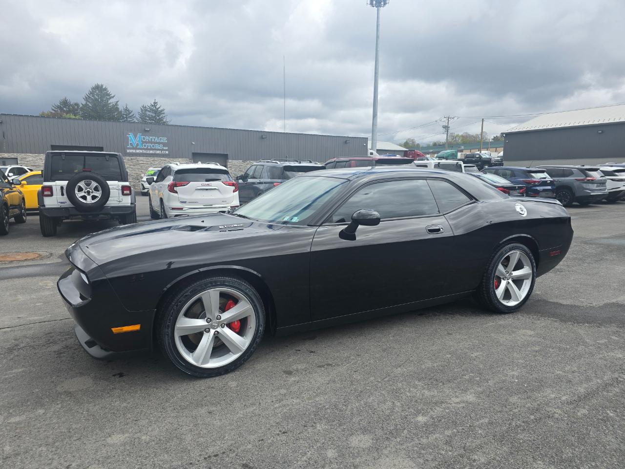 Dodge Challenger 2dr Cpe SRT8 2009