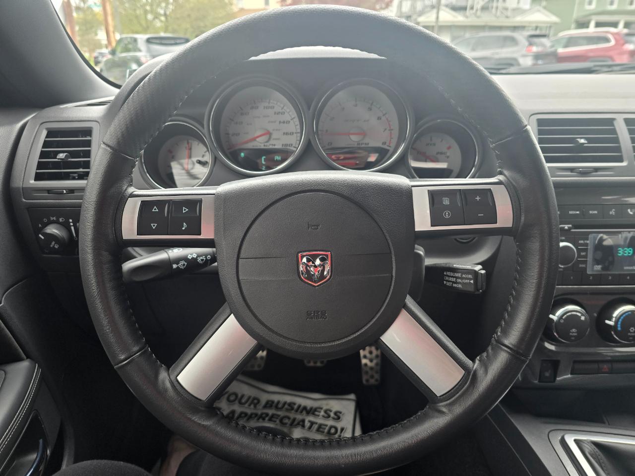 Dodge Challenger 2dr Cpe SRT8 2009