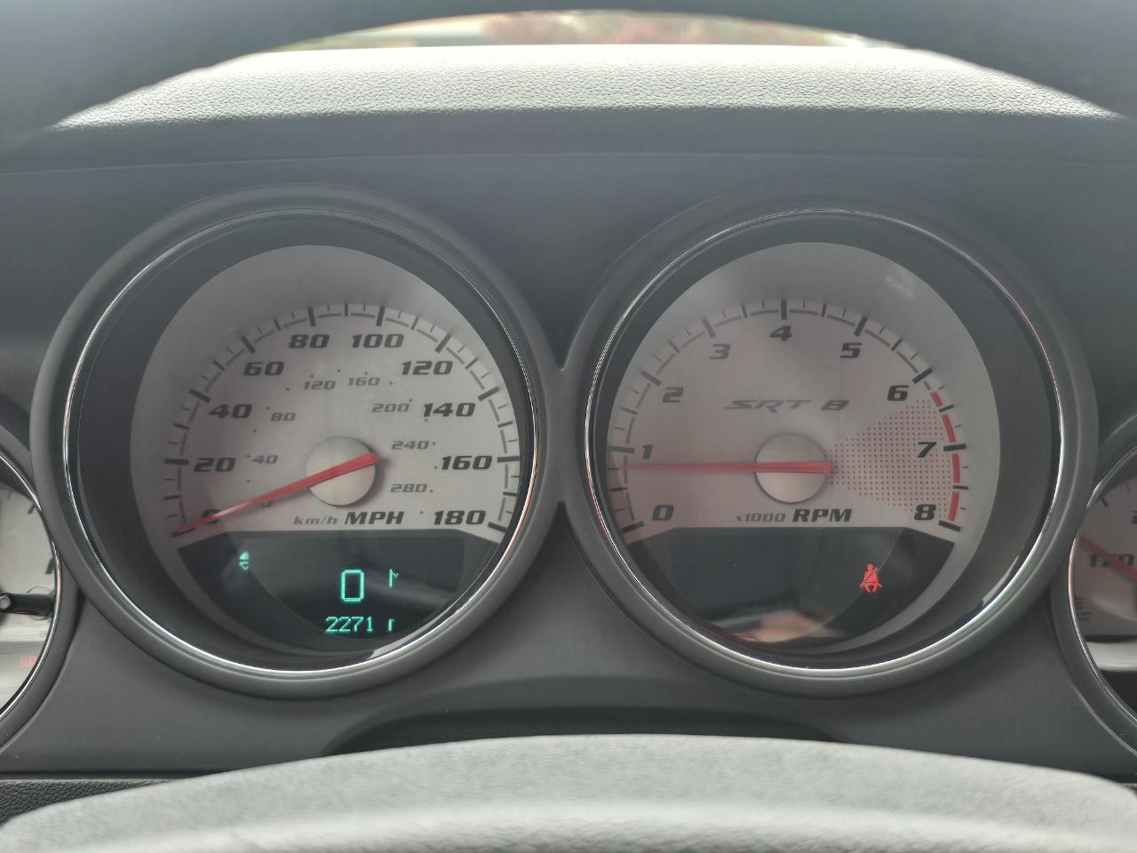 Dodge Challenger 2dr Cpe SRT8 2009