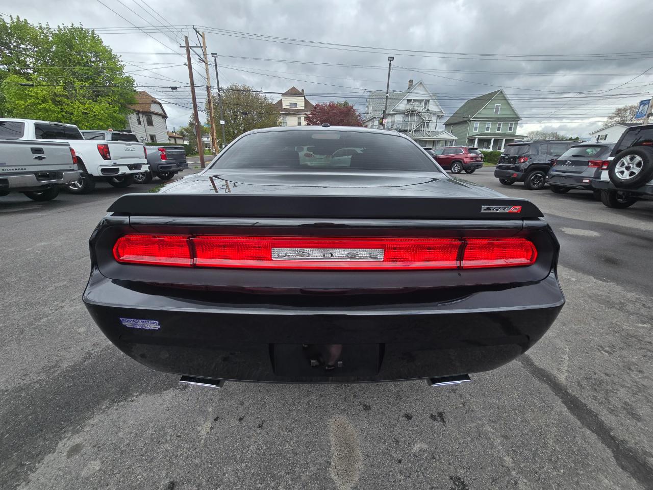 Dodge Challenger 2dr Cpe SRT8 2009