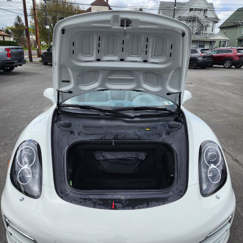 Porsche Boxster 2dr Roadster 2013
