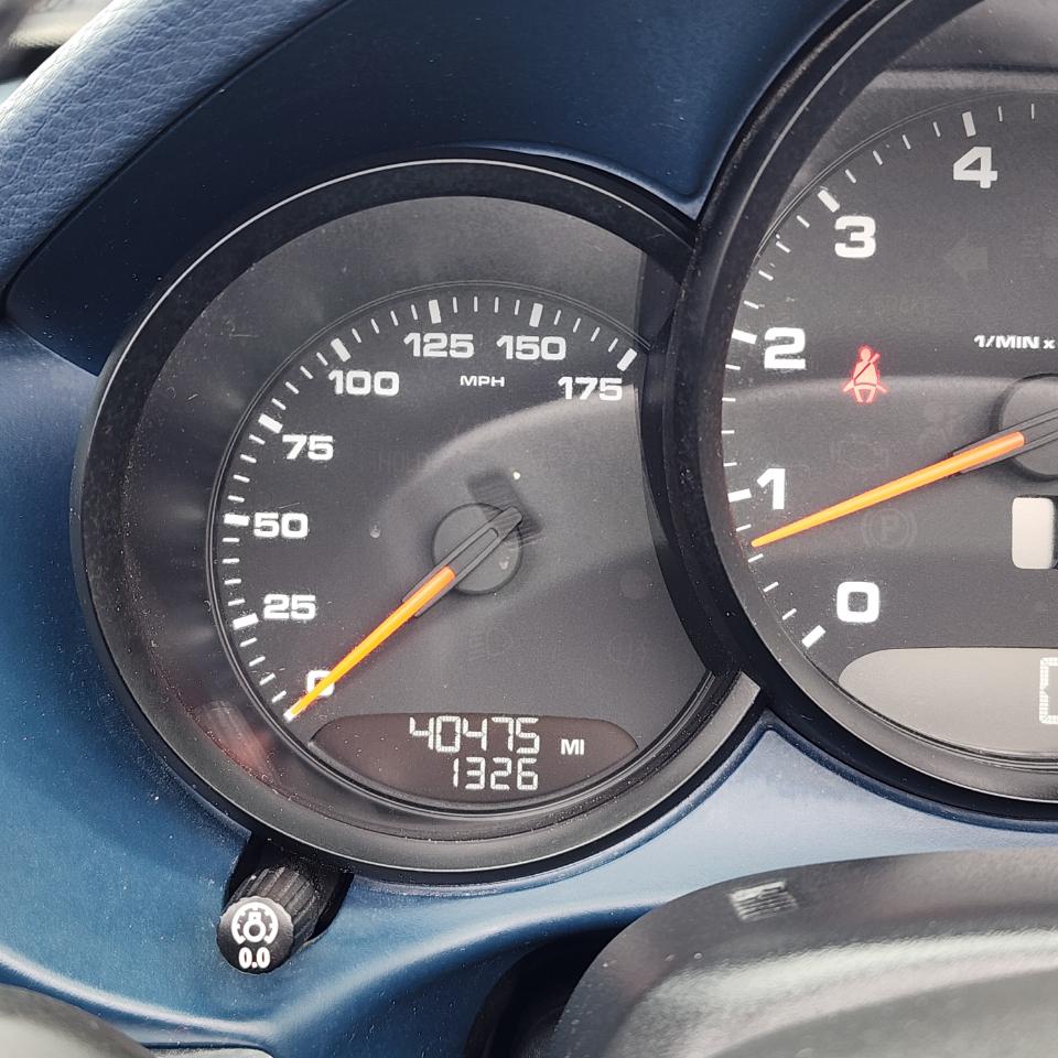 Porsche Boxster 2dr Roadster 2013