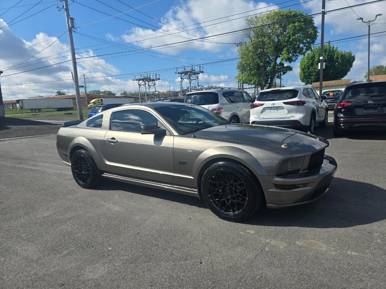Ford Mustang 2dr Cpe GT Deluxe 2005