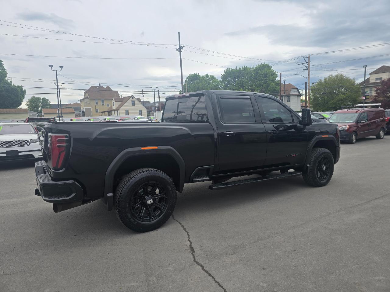 GMC Sierra 3500HD  2024