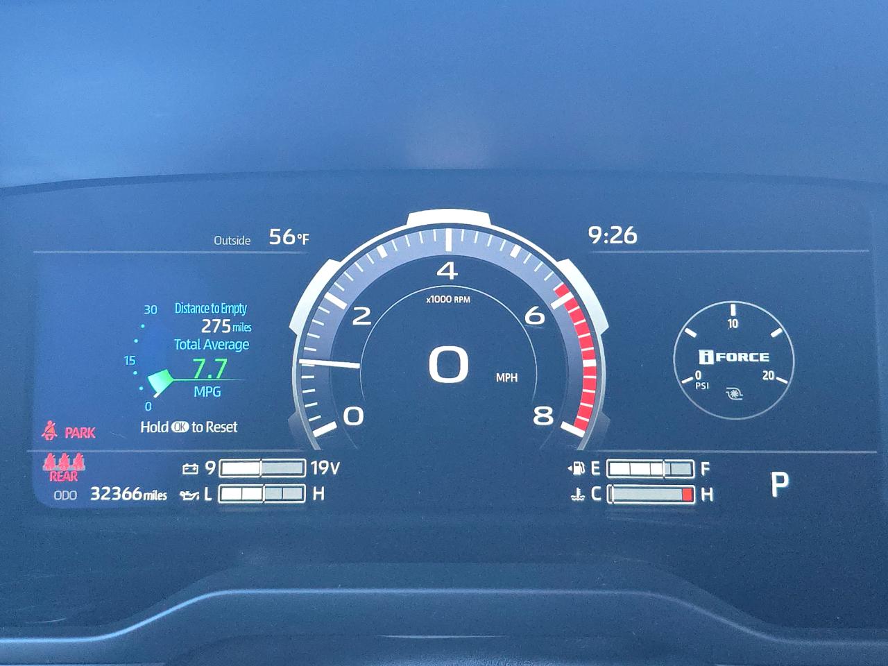 Toyota Tundra 4WD  2024