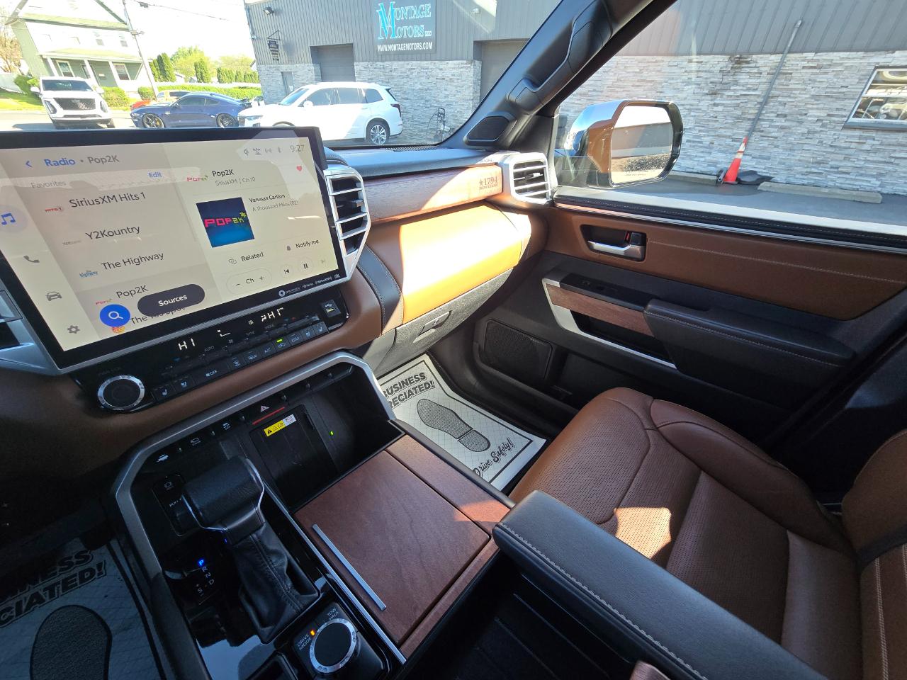 Toyota Tundra 4WD  2024