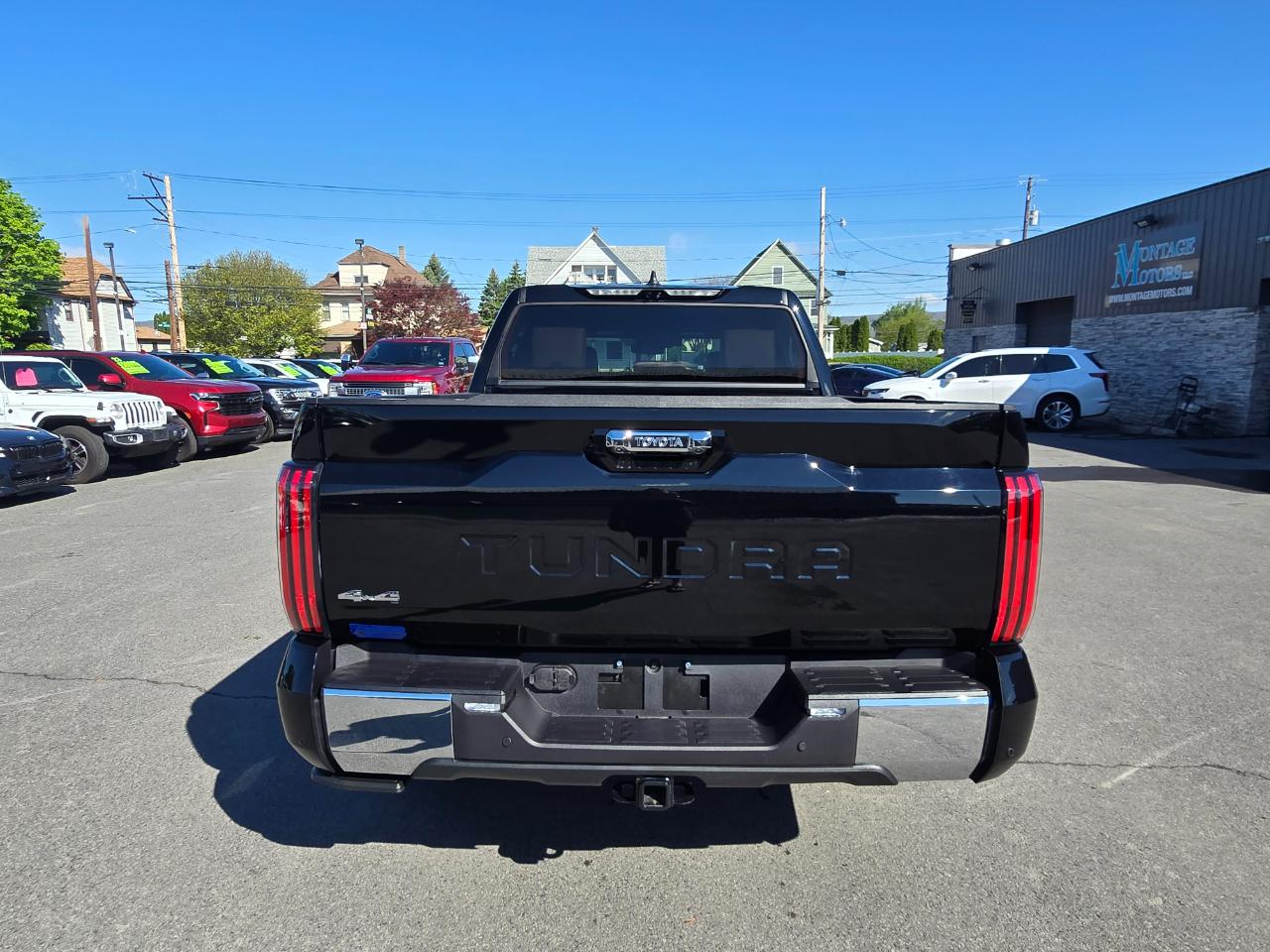 Toyota Tundra 4WD  2024
