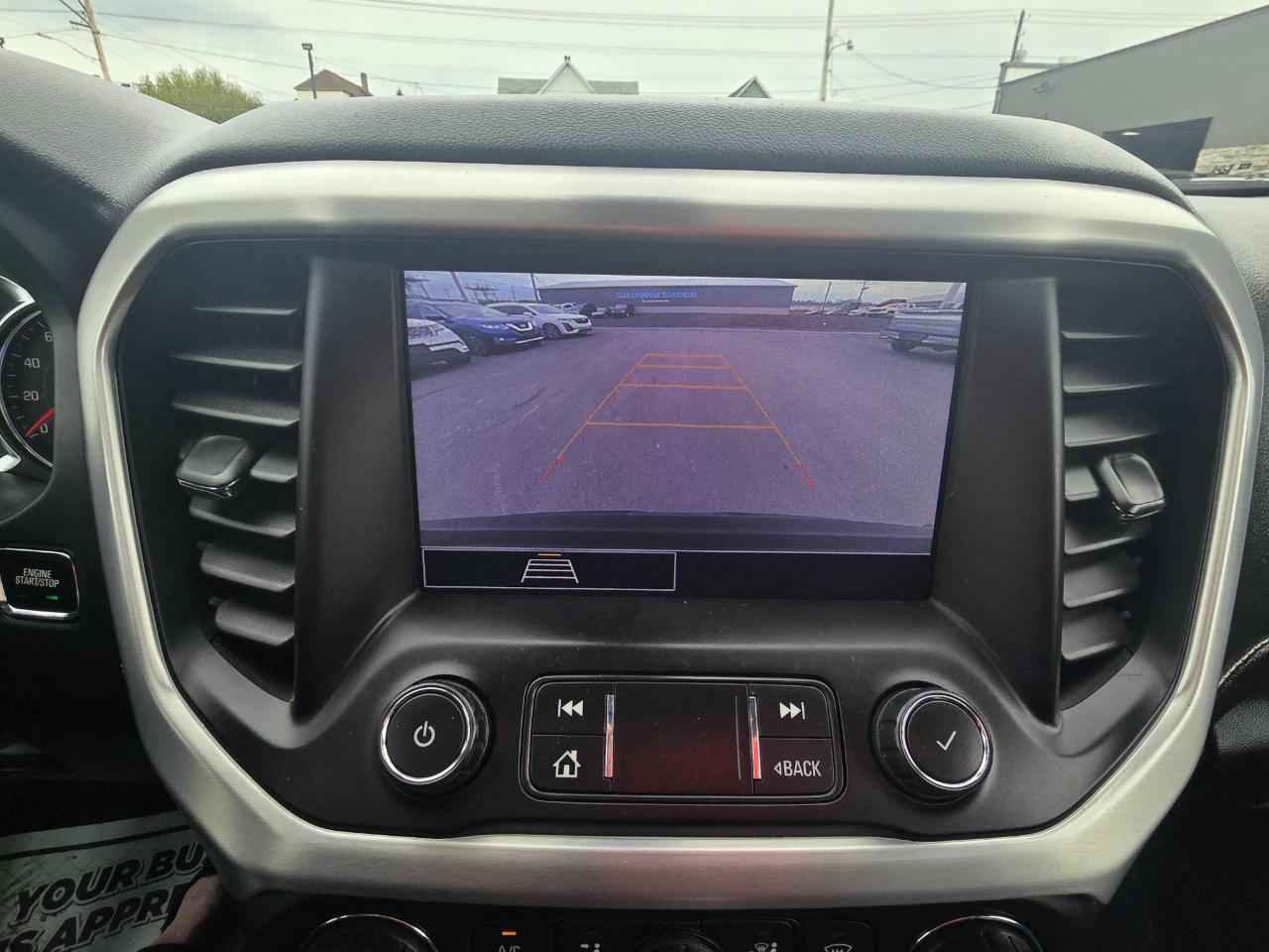 GMC Acadia AWD 4dr SLE 2021