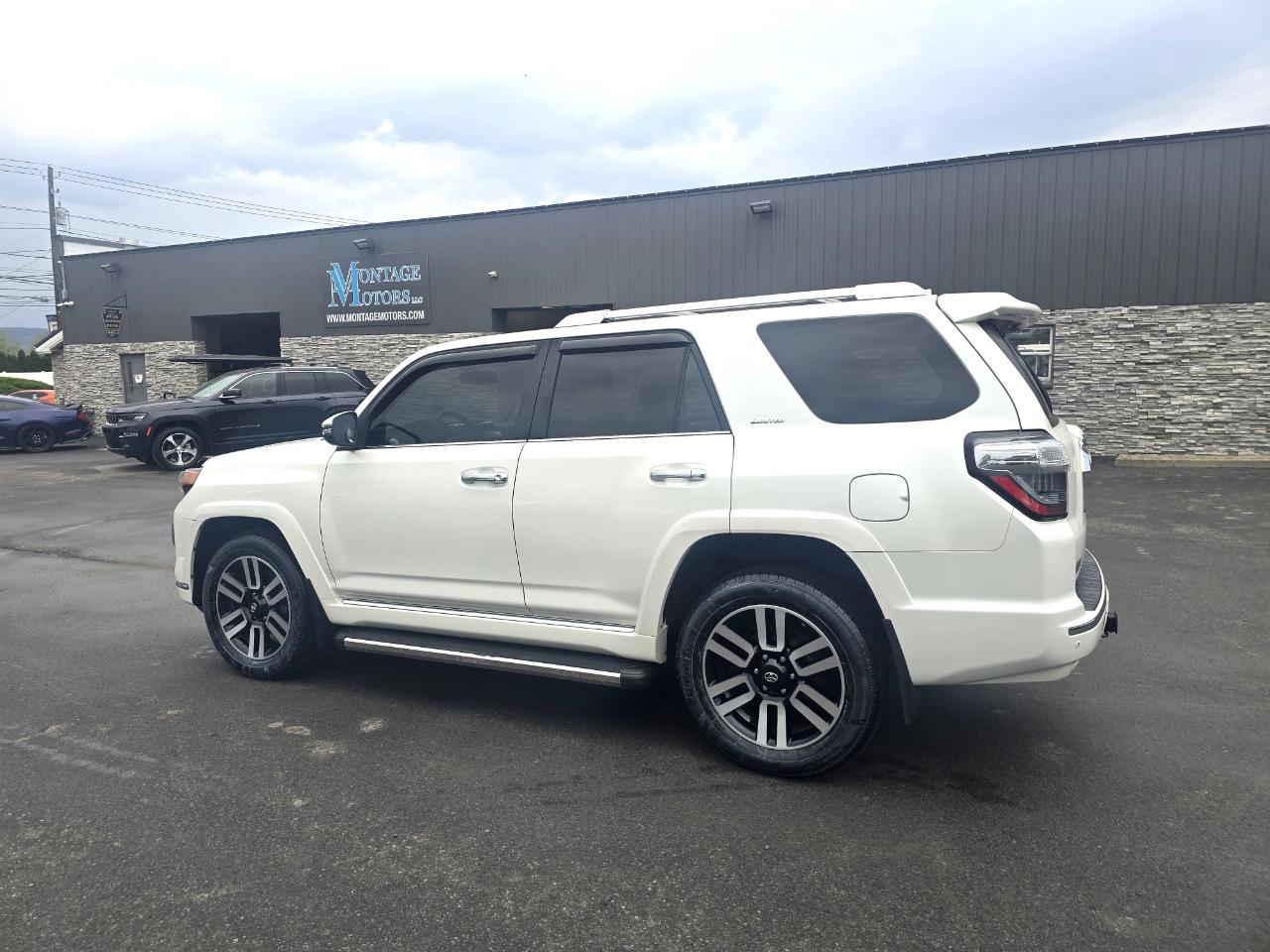Toyota 4Runner  2016
