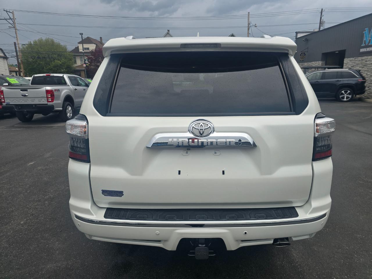 Toyota 4Runner  2016