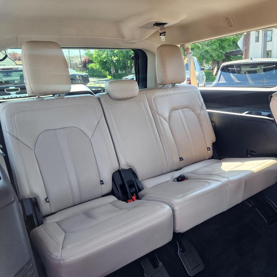 Ford Expedition Max Limited 2022