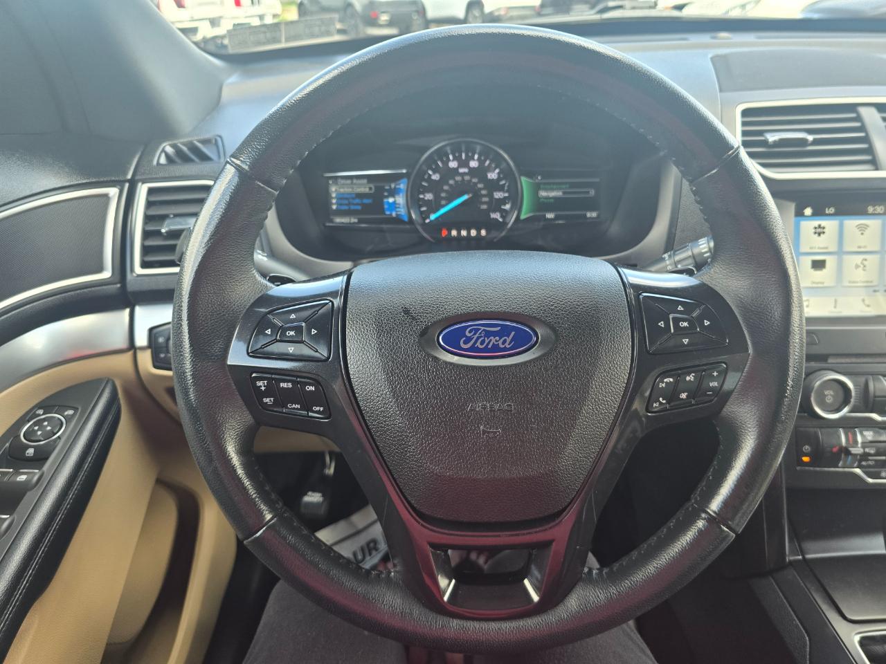 Ford Explorer XLT 4WD 2017