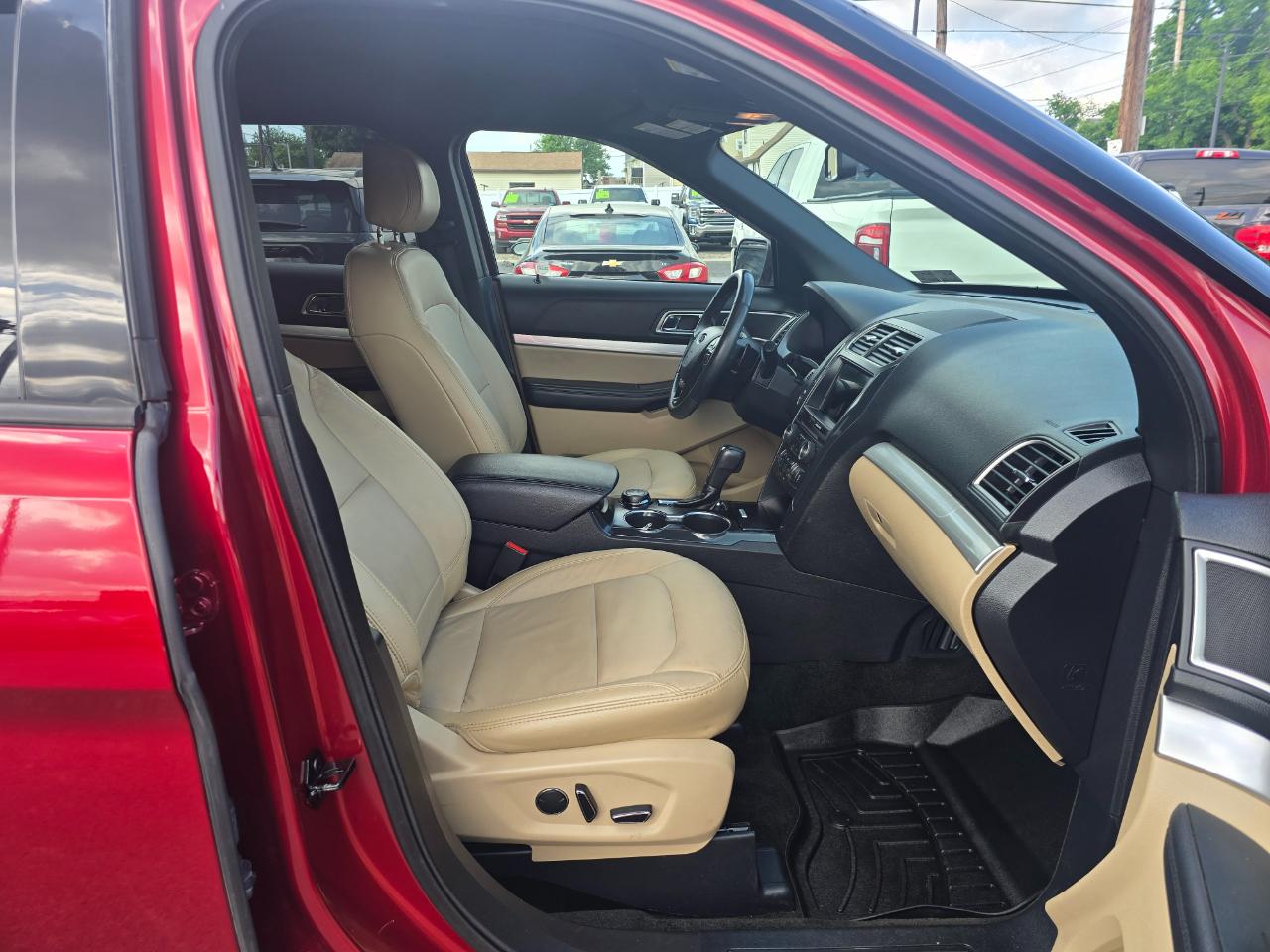 Ford Explorer XLT 4WD 2017