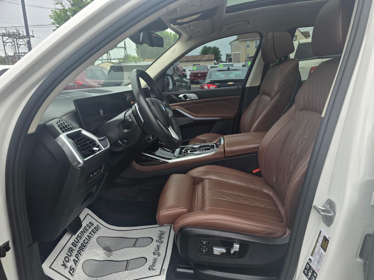 BMW X7 xDrive40i Sports Activity Vehicle 2026