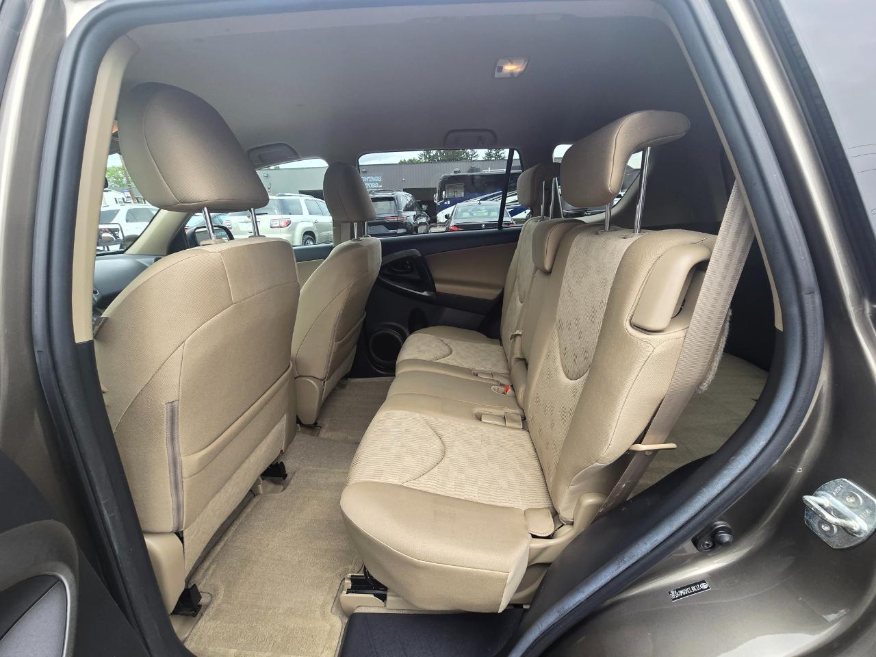 Toyota RAV4  2009