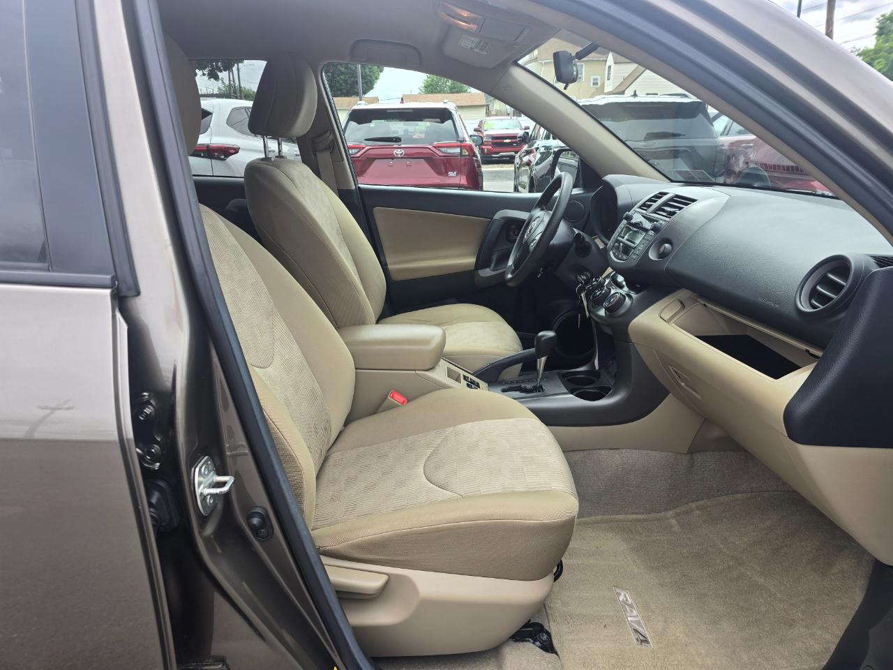 Toyota RAV4  2009
