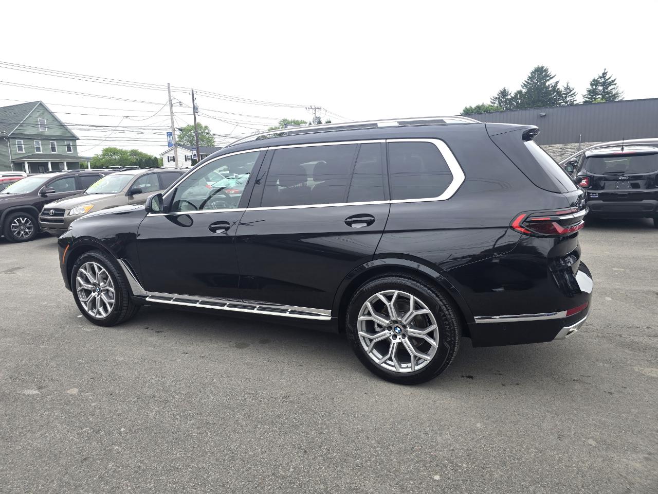 BMW X7 xDrive40i Sports Activity Vehicle 2026