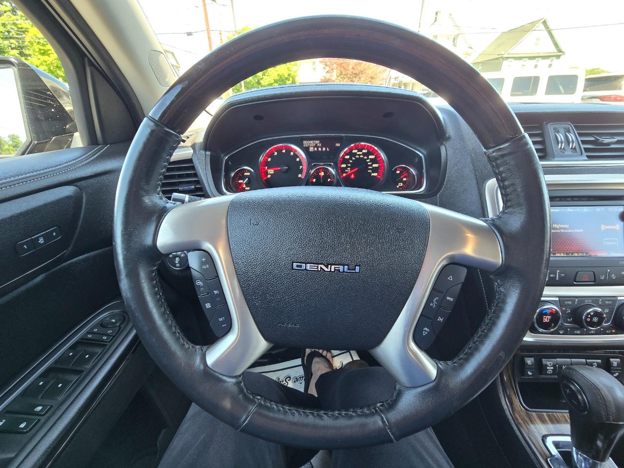 GMC Acadia AWD 4dr Denali 2016