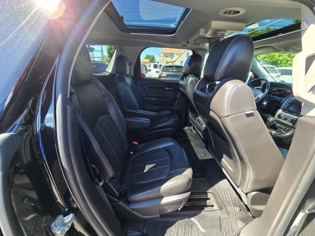 GMC Acadia AWD 4dr Denali 2016