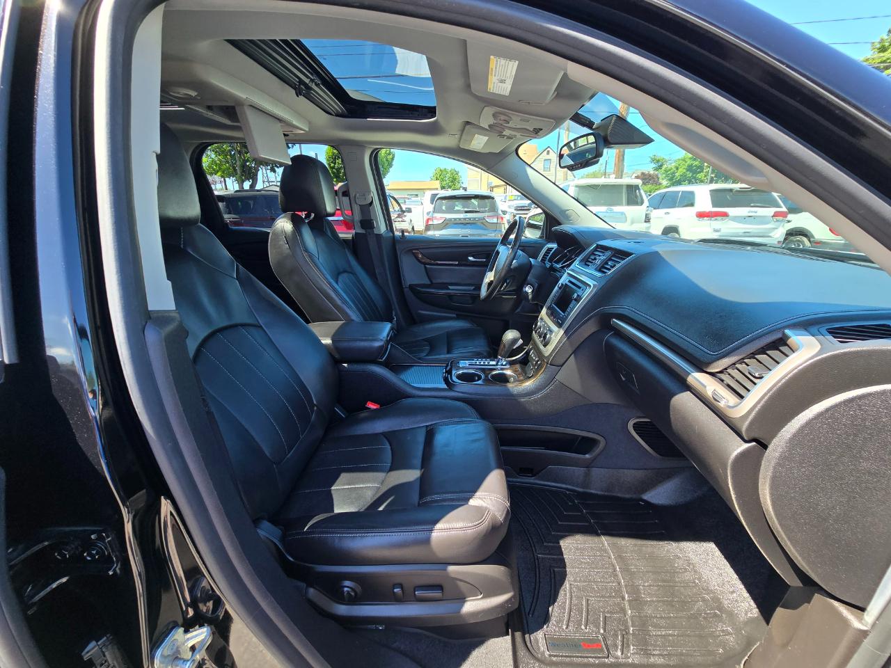 GMC Acadia AWD 4dr Denali 2016