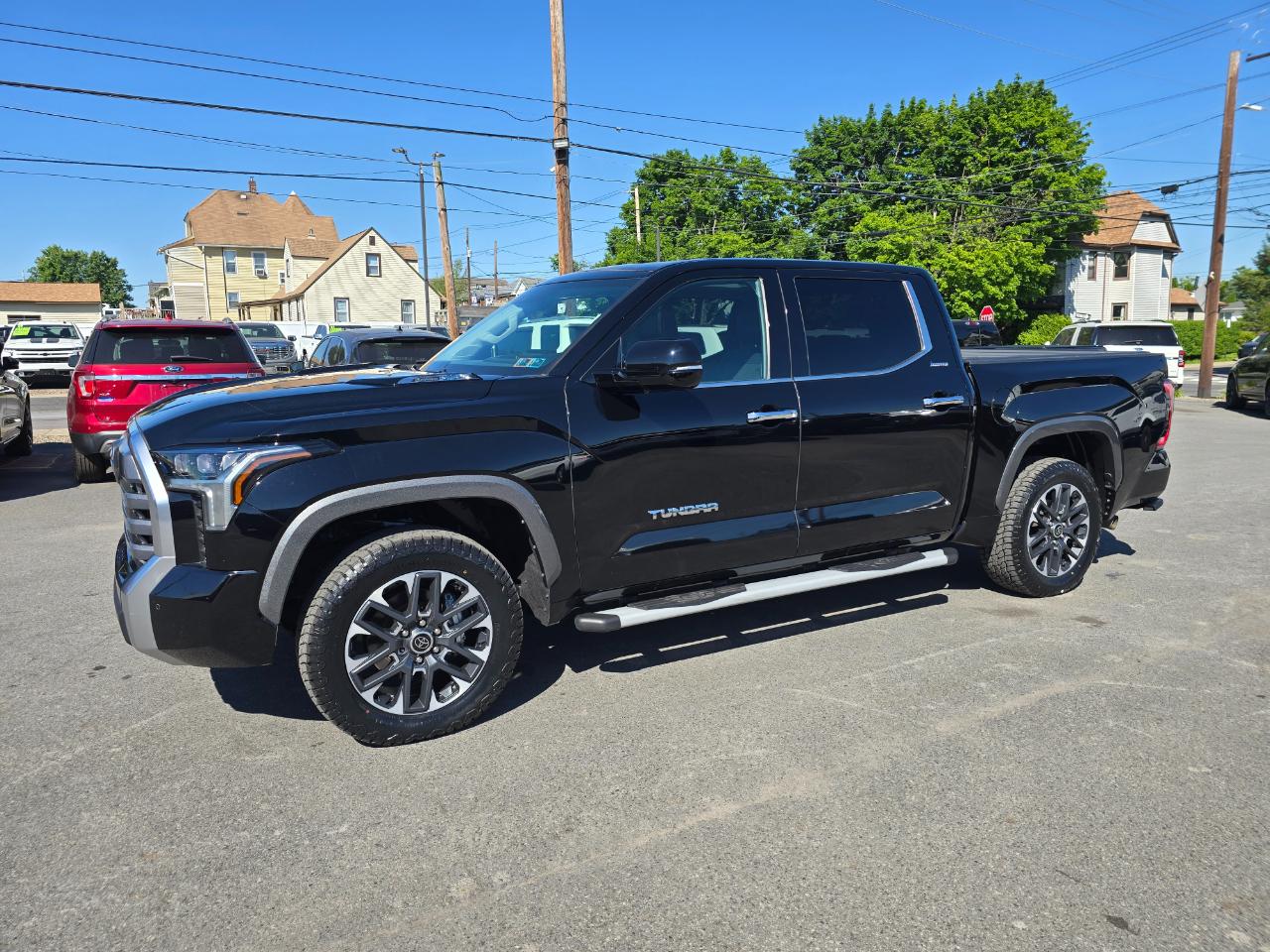 Toyota Tundra 4WD  2023