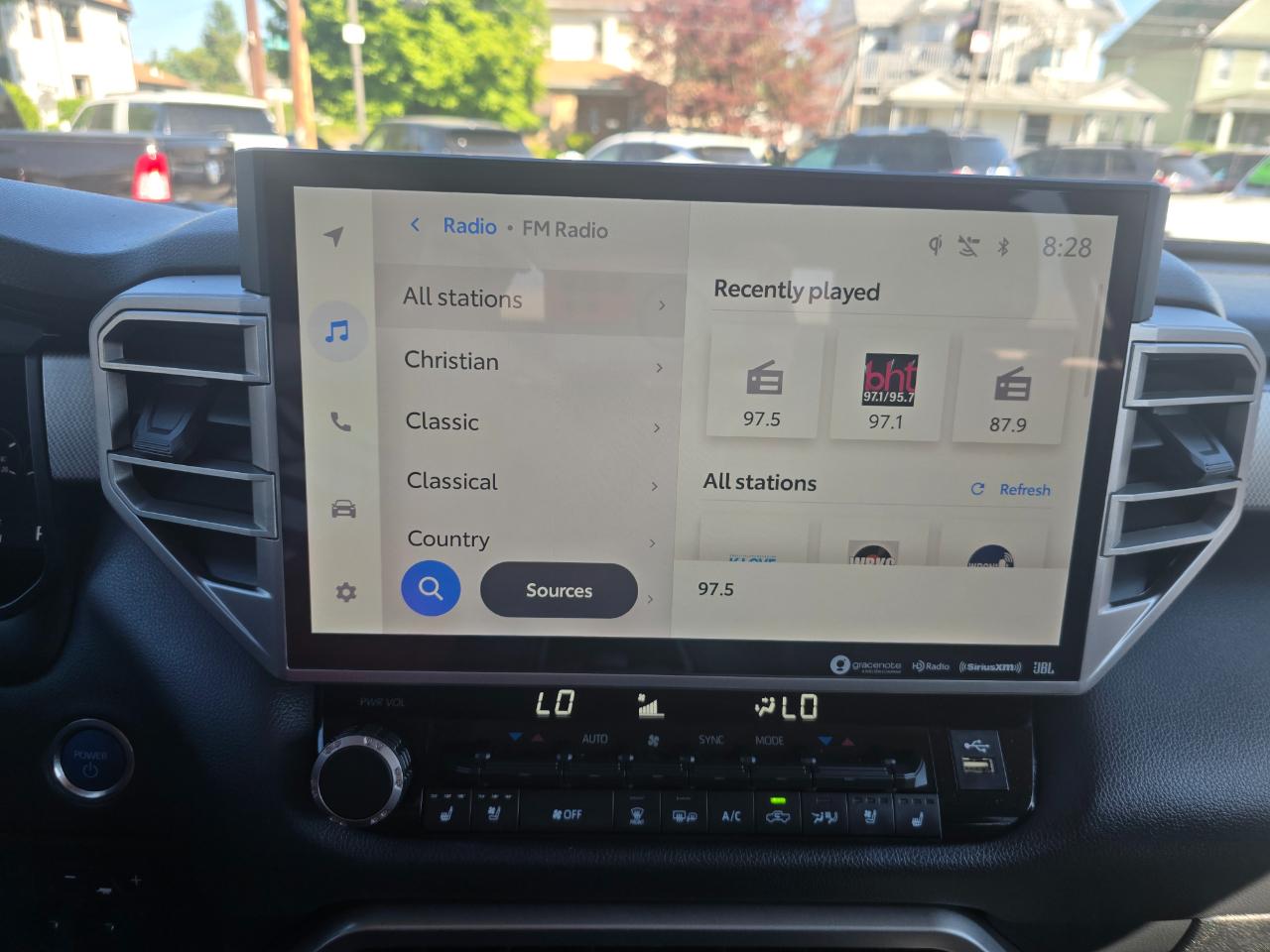 Toyota Tundra 4WD  2023