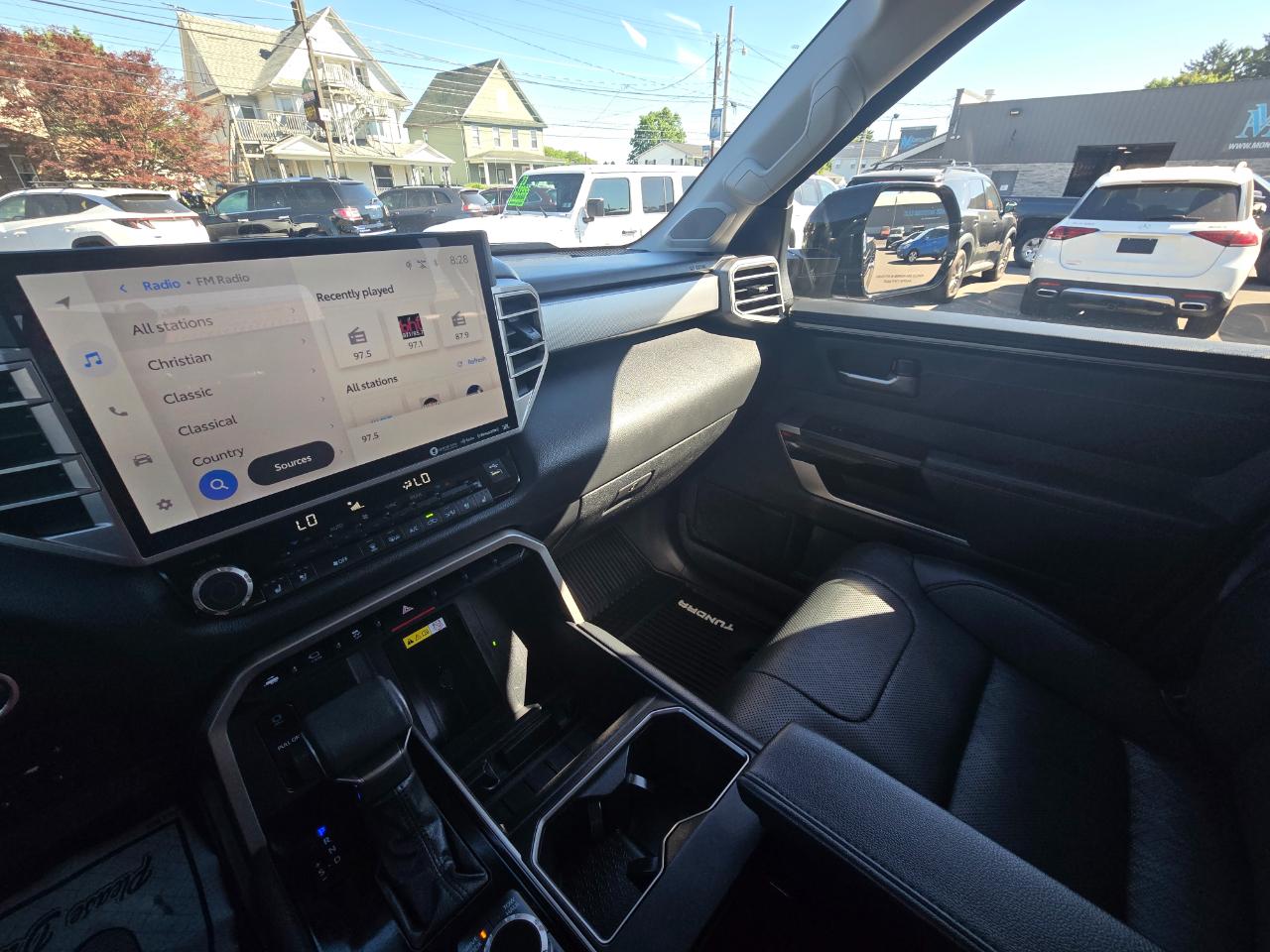 Toyota Tundra 4WD  2023