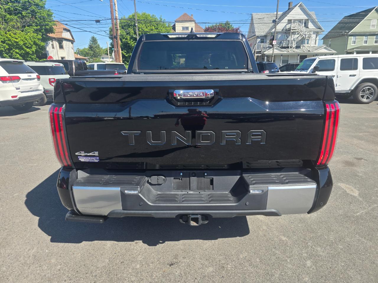 Toyota Tundra 4WD  2023
