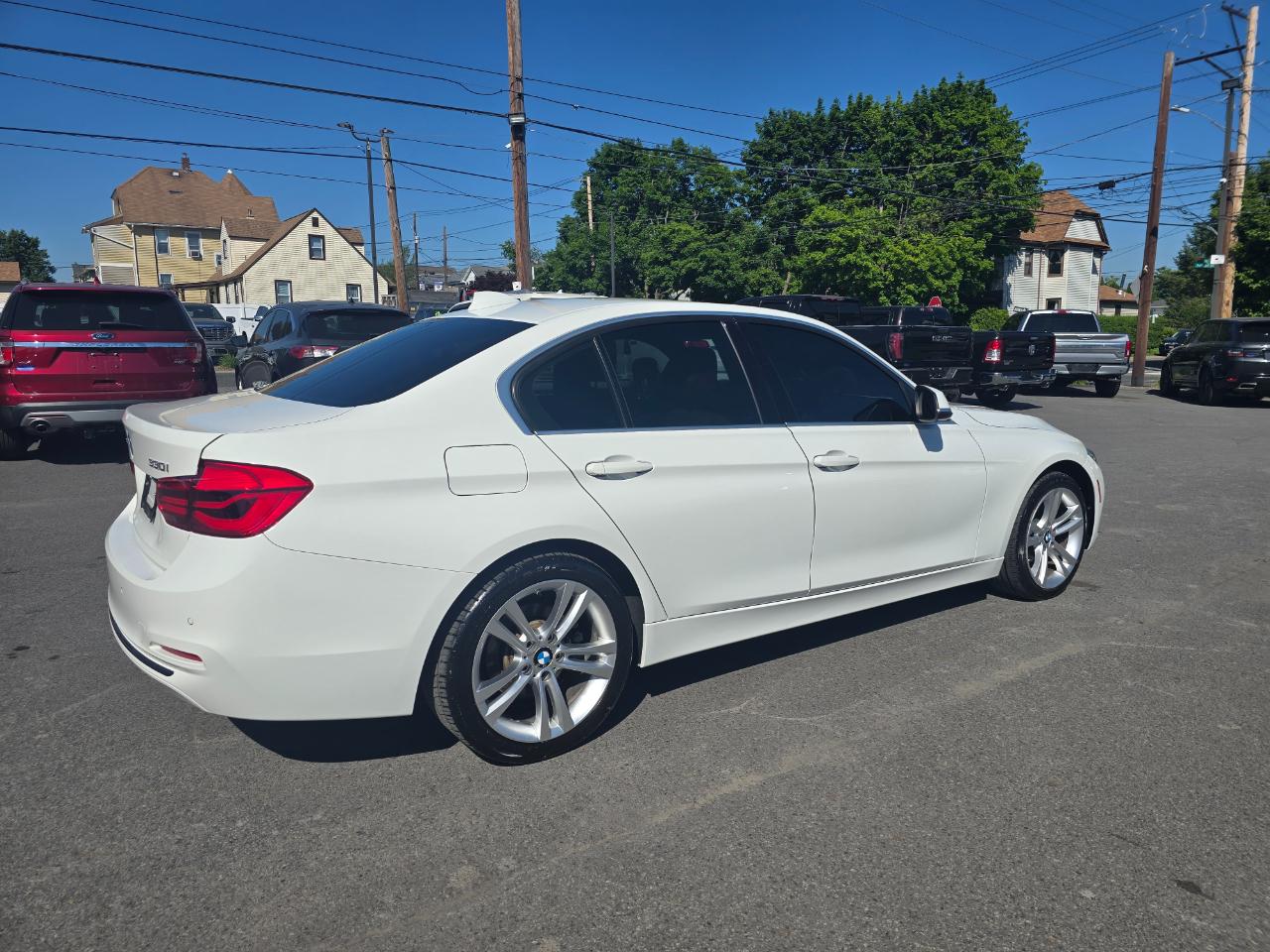 BMW 3 Series  2017
