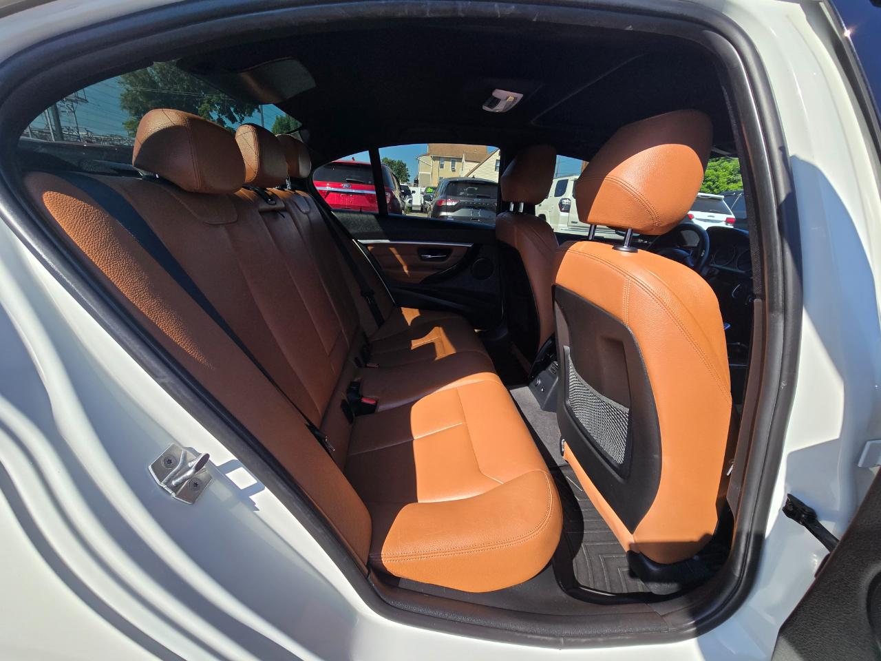 BMW 3 Series  2017