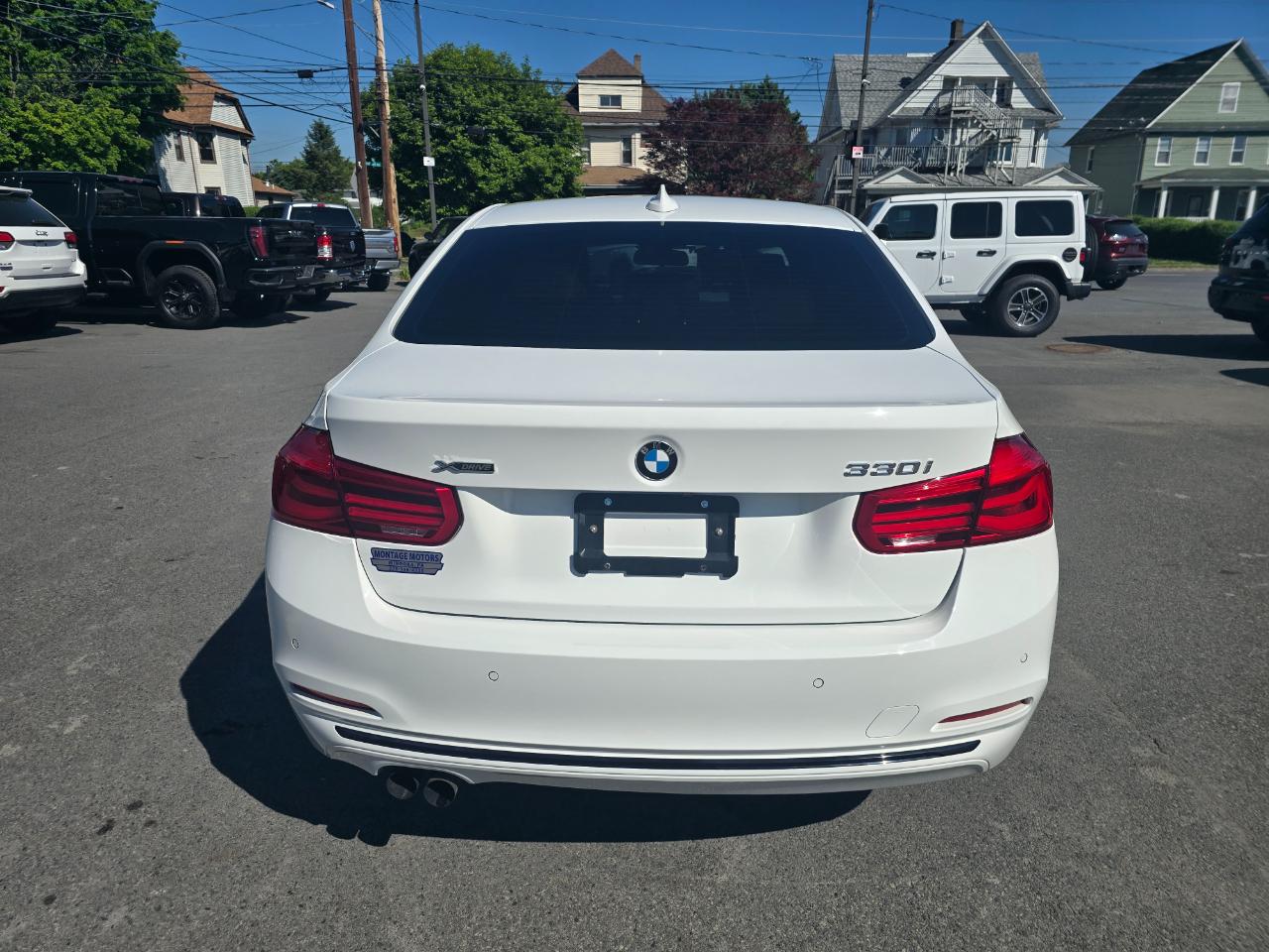 BMW 3 Series  2017