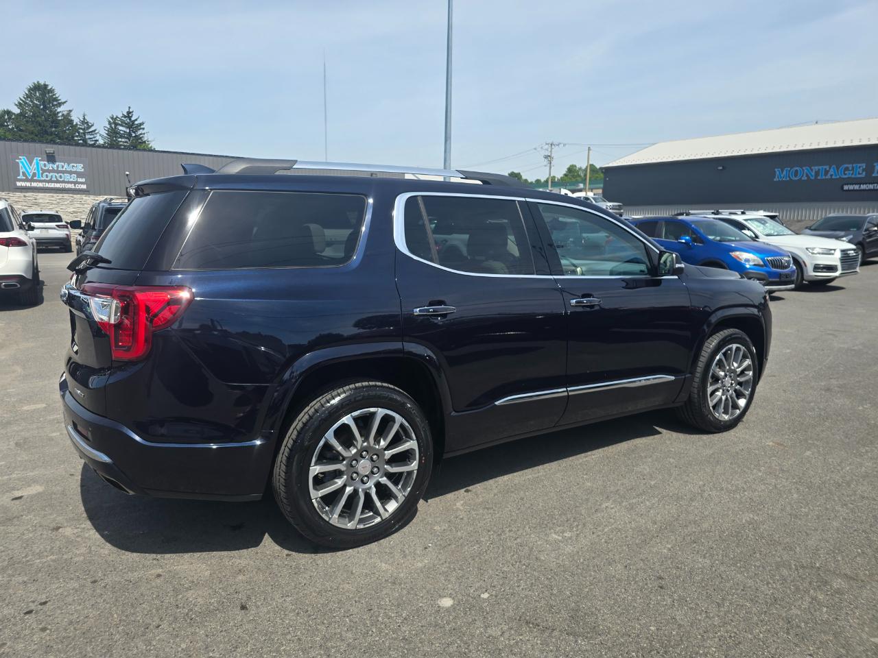 GMC Acadia AWD 4dr Denali 2022